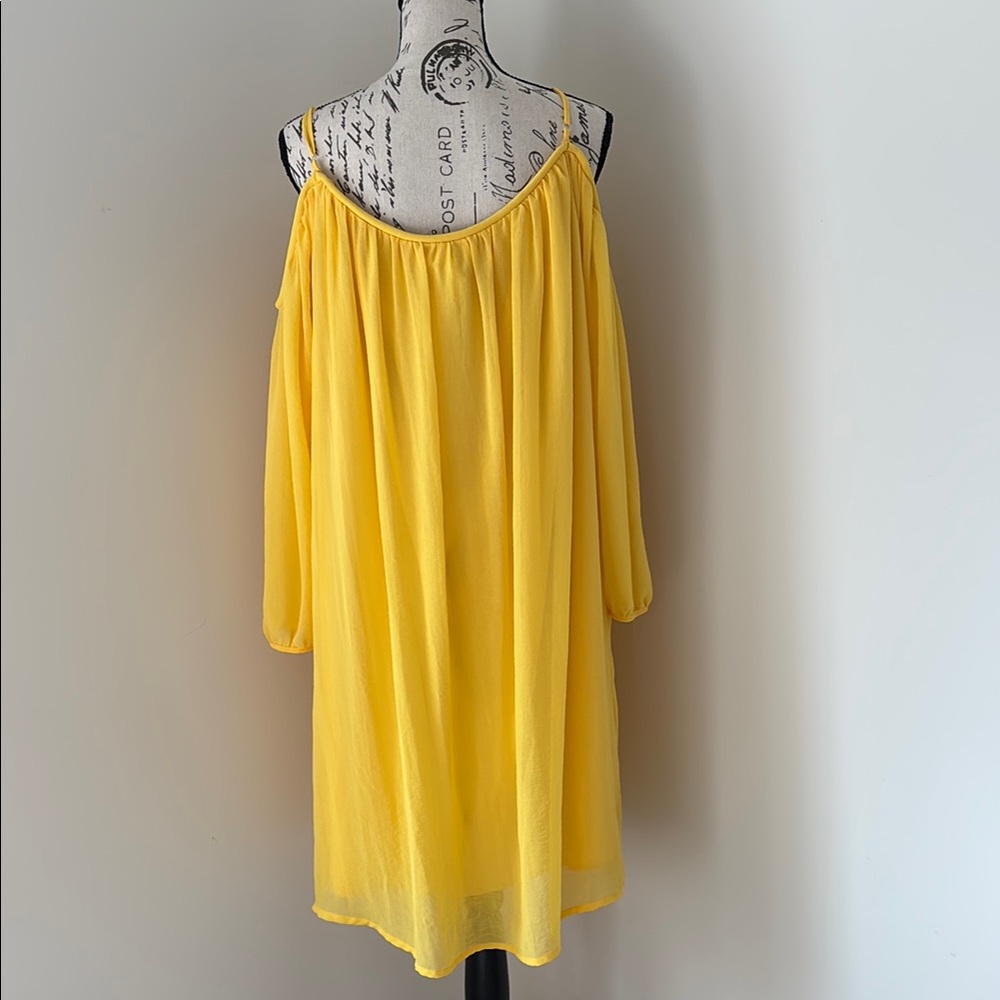 Yellow Off-Shoulder Dress - Picture 3 of 8